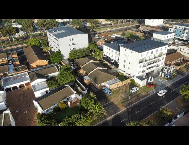 300M² BUILDING FOR SALE IN TABLE VIEW